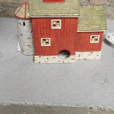 Sale Photo Thumbnail #70: Granary, phone booth, for sale sign, street signs and fence line.