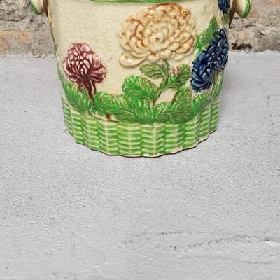 Sale Photo Thumbnail #72: Notice the crack on the lid. Otherwise good antique condition