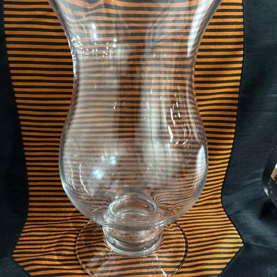 Clear glass pedestal vase, magnolia napkin rings!