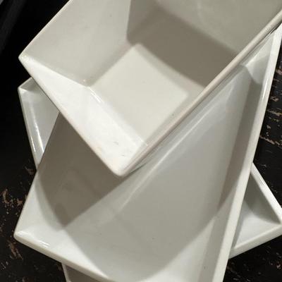 Serving dishes and napkins!