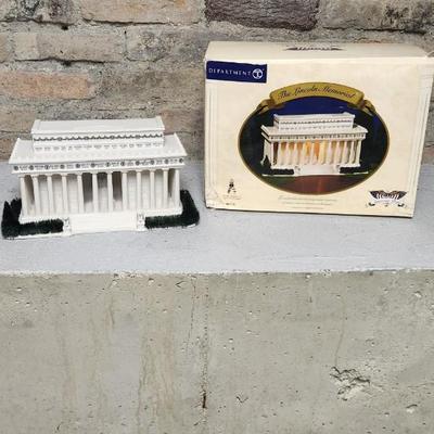 Sale Photo Thumbnail #98: American Pride Series Washington Memorial. Excellent condition