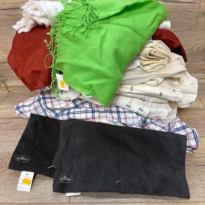 Misc sheets, material, pillow cases, silver bags