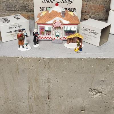Sale Photo Thumbnail #238: Some damaged pieces of Dept 56 Snow village