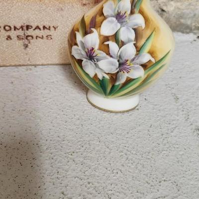 Sale Photo Thumbnail #347: Don't miss the crackle champagne flutes or the orchid ring. Nice lot!