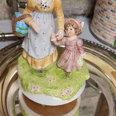 Sale Photo Thumbnail #376: Interesting lot of misc item from consignor 2015. I couldn't tell what song the music box plays but it does work.