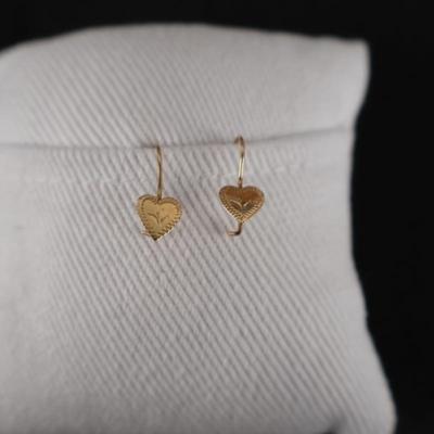 14 Kt Gold Earrings (Hearts) - 0.7 grams