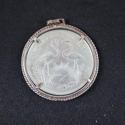 Queen Elizabeth Coin Pendadnt - Sterling Silver