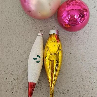 Sale Photo Thumbnail #497: Big metal snowflake bowl, Orrefors Holly votive, painted wine glass, vintage ornaments and more