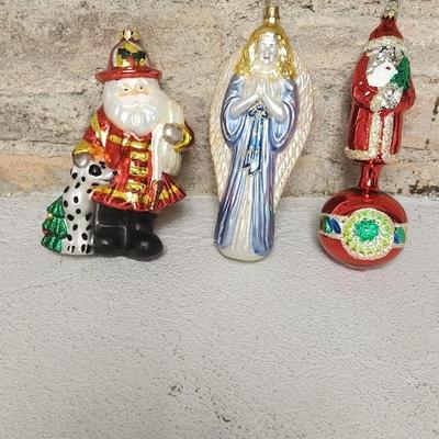 Sale Photo Thumbnail #598: Three large blown glass Ornaments.