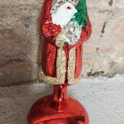 Sale Photo Thumbnail #604: Three large blown glass Ornaments.