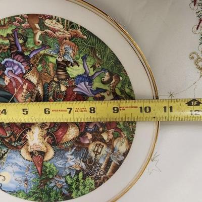 Sale Photo Thumbnail #622: Nice lot with holiday porcelain, large glass platter, hearth scarf