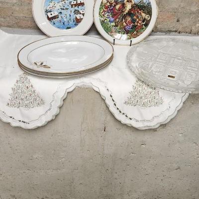 Sale Photo Thumbnail #614: Nice lot with holiday porcelain, large glass platter, hearth scarf