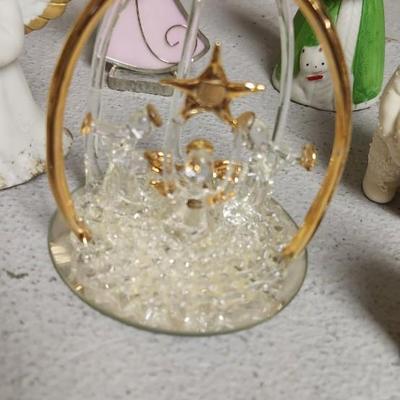 Sale Photo Thumbnail #657: Angels and Nativity pieces