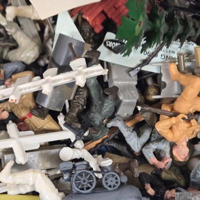 Sale Photo Thumbnail #384