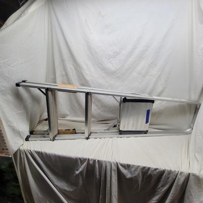 Sale Photo Thumbnail #841: Top step is 30" tall