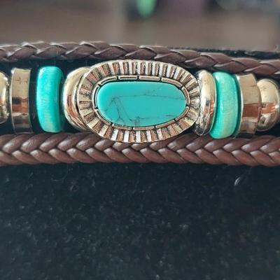 Leather bracelet