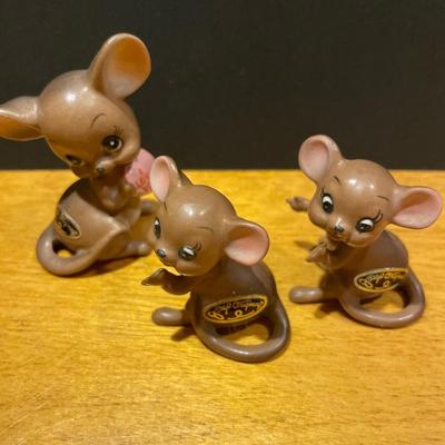 Mini ceramics buffalo and mice