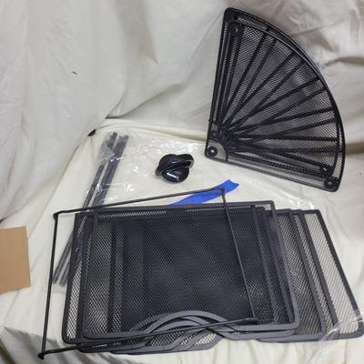 Sale Photo Thumbnail #883: Not sure how to set up the shelving unit but it was still in the box