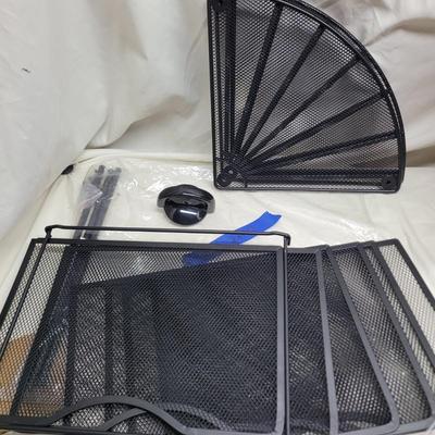 Sale Photo Thumbnail #882: Not sure how to set up the shelving unit but it was still in the box