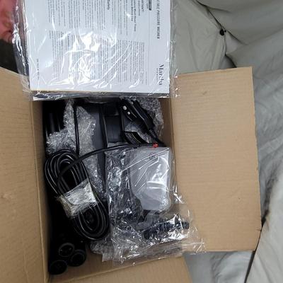 Sale Photo Thumbnail #998: New and in box