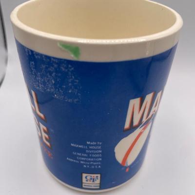 Maxwell house mug and WI creamer