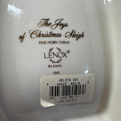 Five egg cups, Lenox Sleigh!