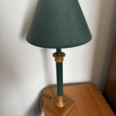 Green lamp