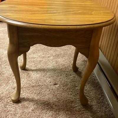 Sale Photo Thumbnail #161: Beautiful shape, does match coffee table on JL19