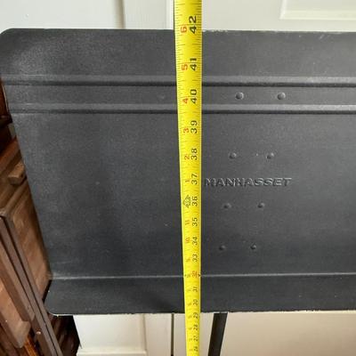 Music sheet stand