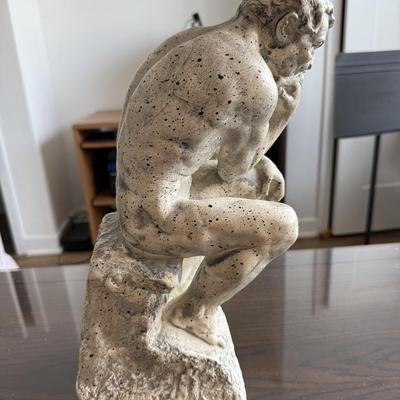“The Thinker” resign statue