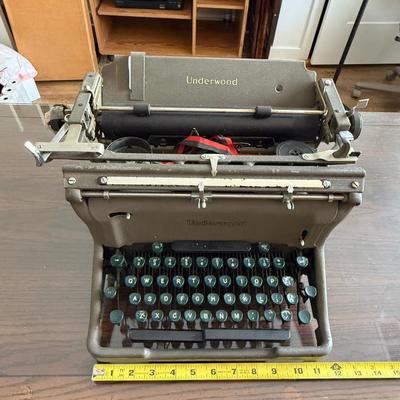 Typewriter lot (2)