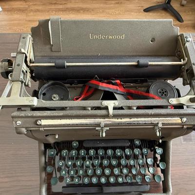 Typewriter lot (2)
