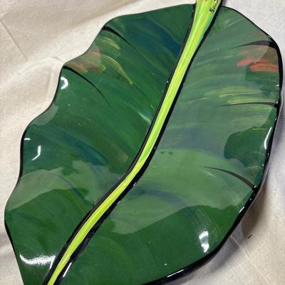 Large banana leaf ceramic tray