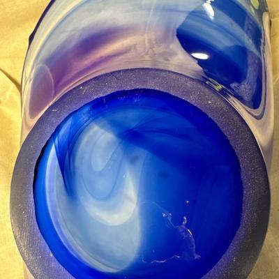 Fabulous blue art glass decorative centerpiece bowl
