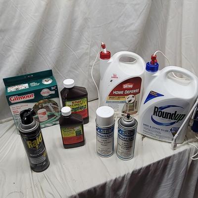 Sale Photo Thumbnail #1021: Jugs are full, all look to be unused