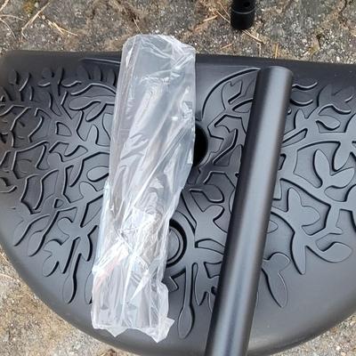 Sale Photo Thumbnail #1032: Base gets filled with sand, awning cranks open