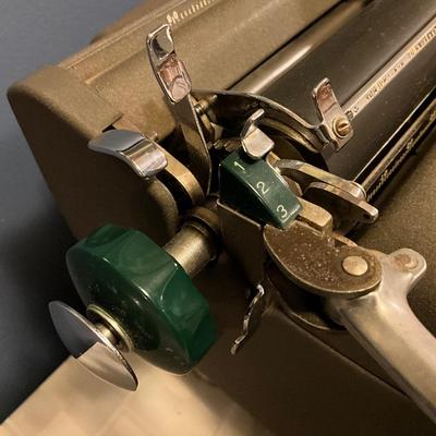 Sale Photo Thumbnail #260: .