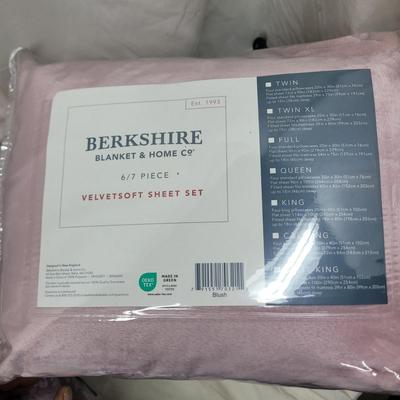 Sale Photo Thumbnail #1058: New