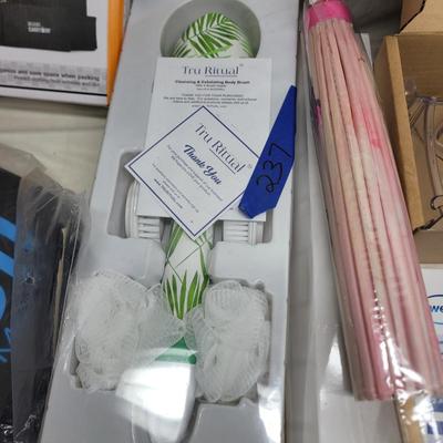 Sale Photo Thumbnail #1102: Puzzle is unopened, see pics for details