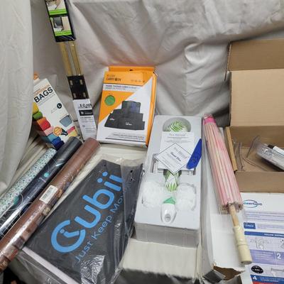 Sale Photo Thumbnail #1097: Puzzle is unopened, see pics for details