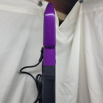 Sale Photo Thumbnail #1122: Clean your carpet, works, chemicals were listed in an earlier lot