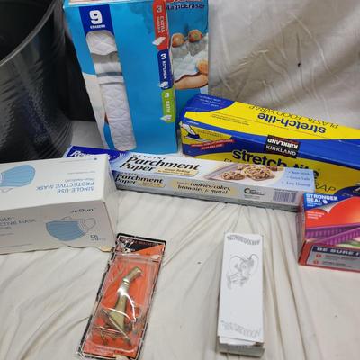 Sale Photo Thumbnail #1142: Everything pictured and a tub