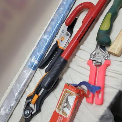 Sale Photo Thumbnail #1168: The plastic rectangles are metal shelf liners