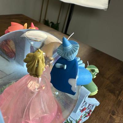 Rare Disney's Sleeping Beauty Aurora With Fairies Snow Globe Music Box Night
