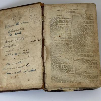 Antique Bible With Old & New Testament  Late 1700s / Early 1800s