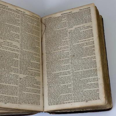 Antique Bible With Old & New Testament  Late 1700s / Early 1800s