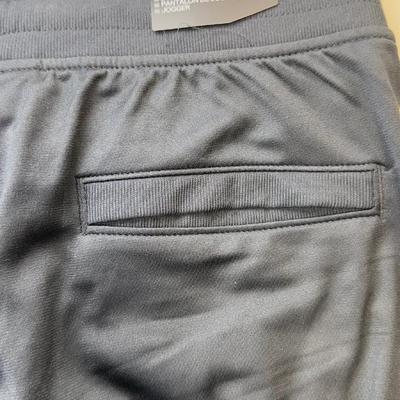 Under Under Armour Men's  Two Shirts 1 Pans And 1 Uniqlo T-Shirt Brand New With Tags