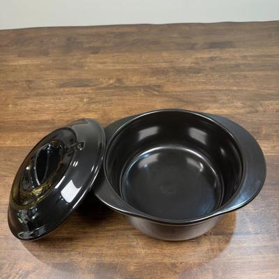 Rare Versa Pot 2.5-Quart With Lid Xtrema  100% Ceramic  Open Box