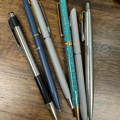Pen Lots