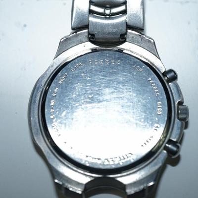 Sale Photo Thumbnail #141: This grouping of three watches is selling as is.
They are nice watches but are not working, They need intricate cleaning, For the person who likes to  repair, restore or for parts this is a very nice buy, 
The band on the Citizen needs a small pin to reat